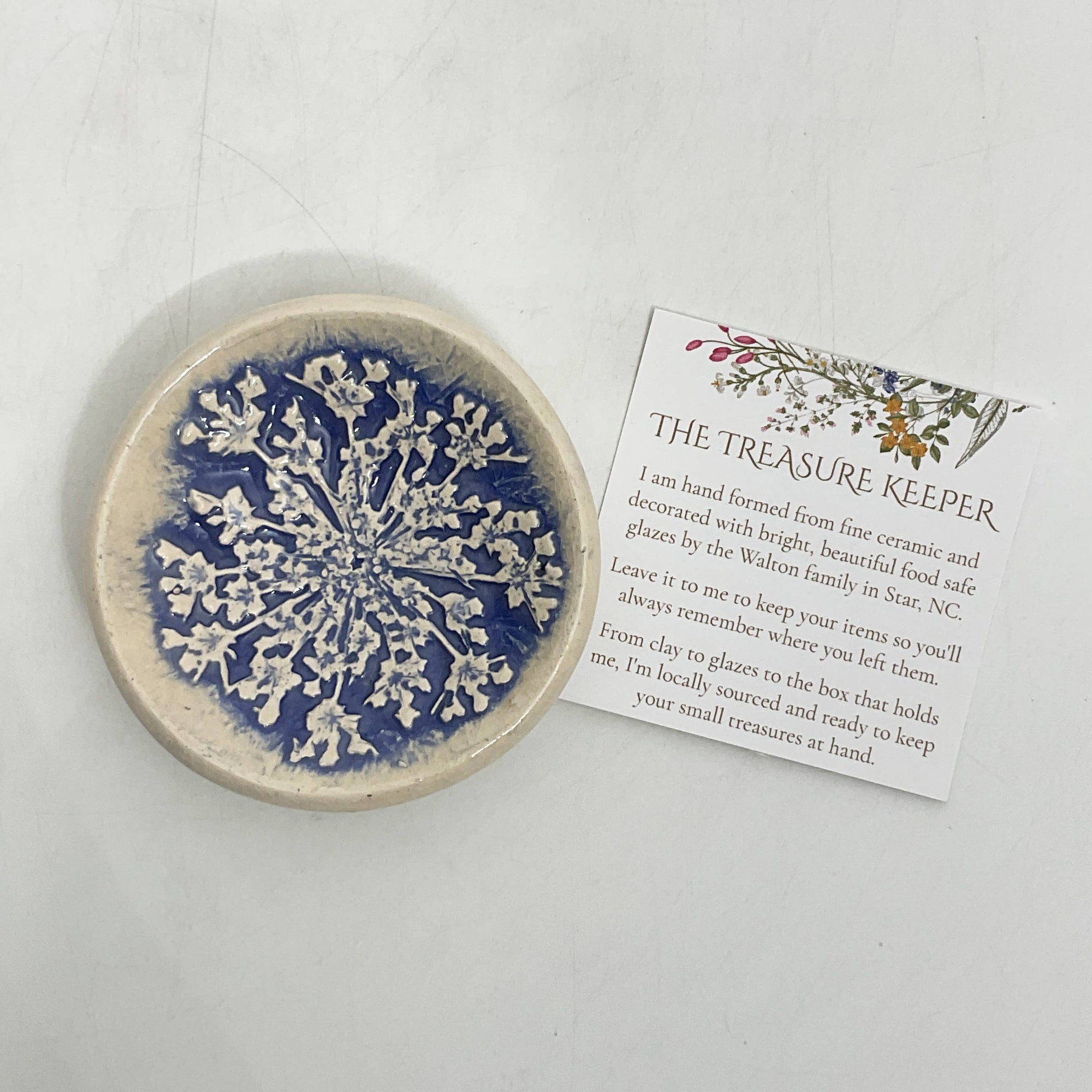 Pottery Dish Bowl - Queen Anne Snowflake